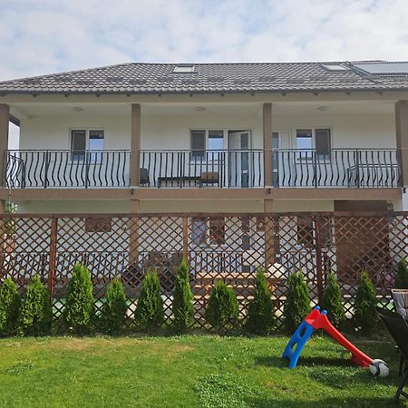 Отель Casa Coco Куртя-де-Арджеш Экстерьер фото